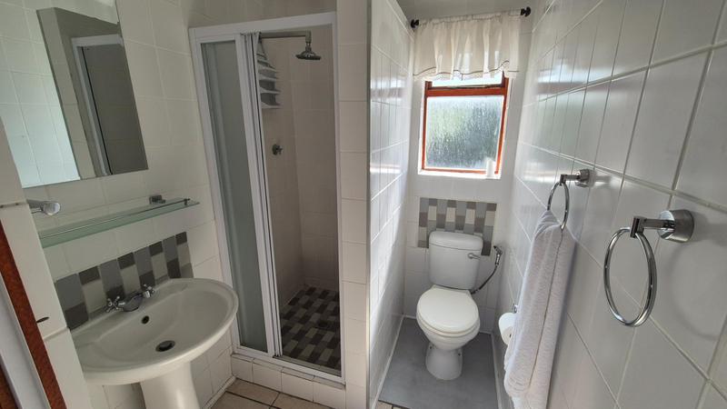 5 Bedroom Property for Sale in Franskraal Western Cape